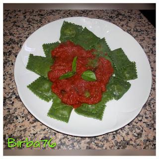 RAVIOLI VERDI DI SPINACI CON RIPIENO DI RICOTTA ZUCCHINE E FIORI