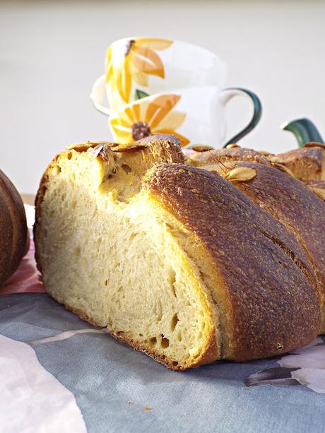 Treccia (finta) brioche al latte e zucca