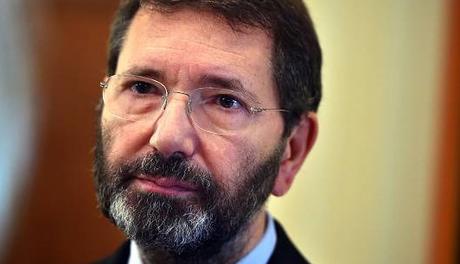 Ipotesi di 10 errori che hanno fatto cadere Ignazio Marino. Visto che non li spiega il PD proviamo noi