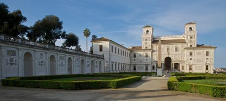 UNA CORDATA ROMANA PER LA CAFFETTERIA E CUCINA DI VILLA MEDICI