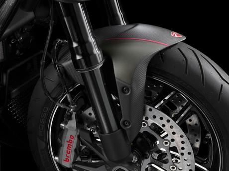 Ducati Diavel Carbon 2016