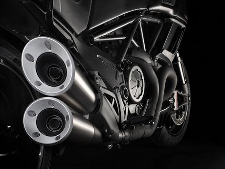 Ducati Diavel Carbon 2016