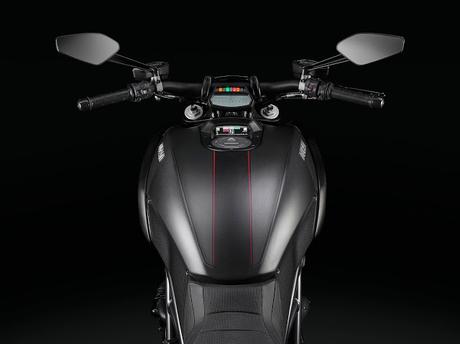 Ducati Diavel Carbon 2016