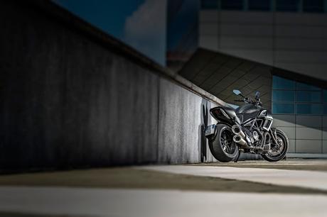 Ducati Diavel Carbon 2016