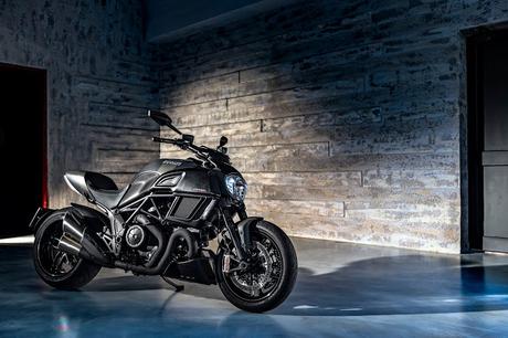 Ducati Diavel Carbon 2016