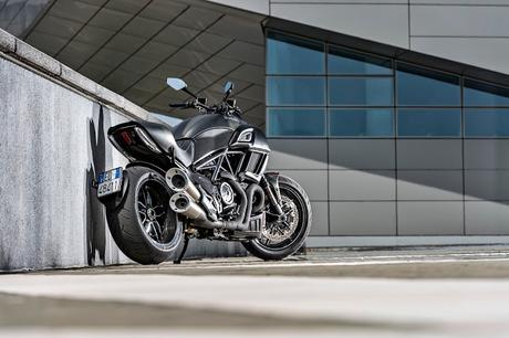 Ducati Diavel Carbon 2016