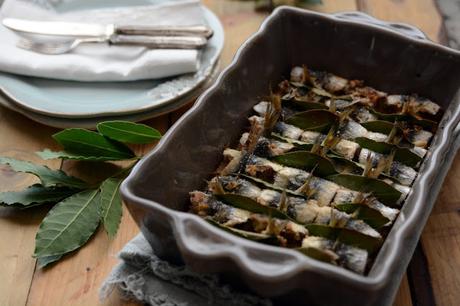 Comfort Food: il TUO cibo della Felicità! Sardine ripiene di couscous al coriandolo, con uvetta e pinoli