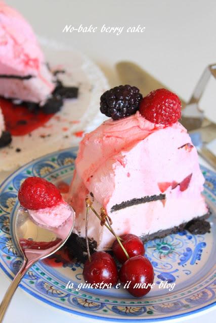 Torta di frutti rossi senza cottura – No-bake berry cake