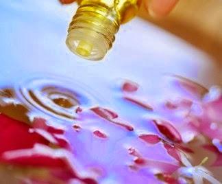 Detersione con gli oli essenziali