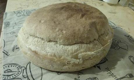 Pane casereccio con biga