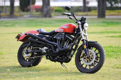 Harley XL 883R 2010 by World Motoland