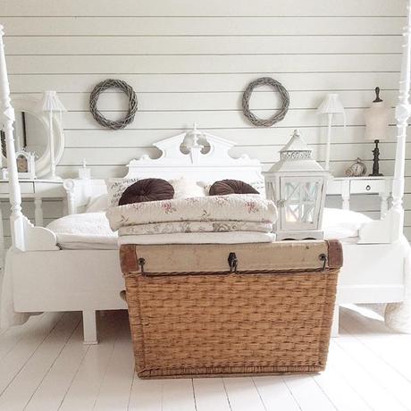 Stile shabby chic per una bella casa svedese