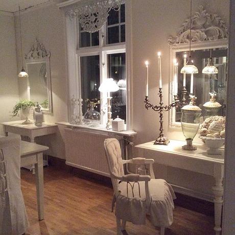 Stile shabby chic per una bella casa svedese