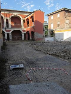 Il vuoto è al centro di Fidenza