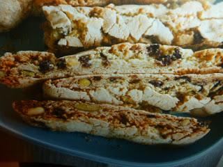 cantucci al cioccolato e pistacchi
