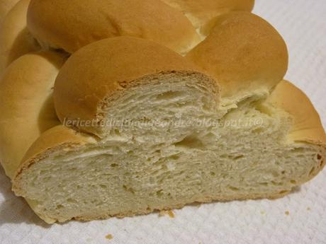 Pane intrecciato a 6 con impasto tipo ferrarese