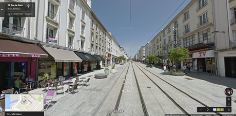 Tre città europee prima e dopo il tram. Ecco perché questo trasporto antico è oggi così moderno