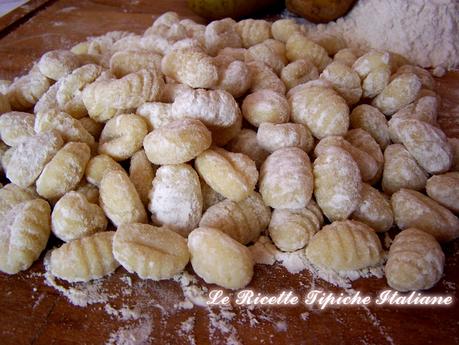 Gnocchi di patate al ragù di salsiccia