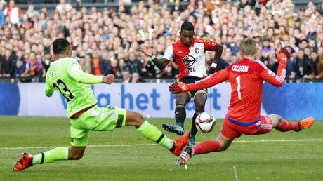 Eredivisie, 12° turno: il Klassieker termina in parità, il PSV non sbaglia un colpo, crolla il Twente