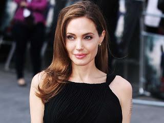 Angelina Jolie: Icona di bellezza ma non solo.