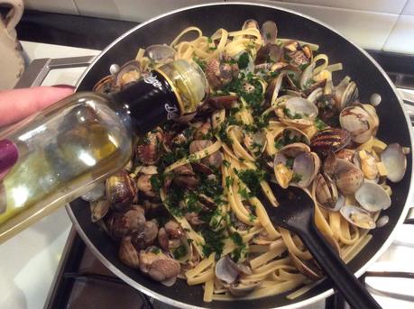 BAVETTE ALLE VONGOLE