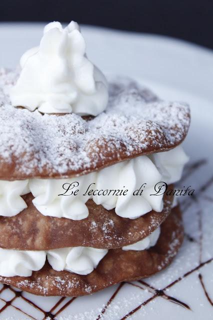 Millefogli di cannolo siciliano con mousse di ricotta