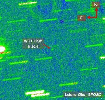 Immagine di WT1190F presa il 9/11/2015 con il telescopio Cassini di 1,52m di Loiano (BO), quando l'oggetto si trovava a 550.000 km dalla Terra, oltre l'orbita della Luna. Crediti: INAF/Buzzoni et al.