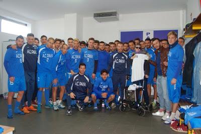 PAVIA. La visita di Elena Madama alla squadra del Pavia Calcio.