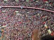 (VIDEO)Bubbles Wembley, West fans
