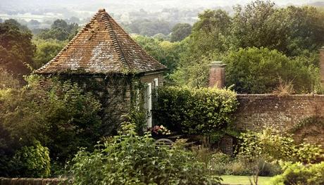 Frances Hodgson Burnett & Great Maytham Hall, her SECRET GARDEN.