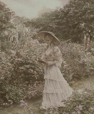 Frances Hodgson Burnett & Great Maytham Hall, her SECRET GARDEN.