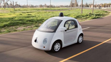 L’auto self-driving di Google fermata dalla polizia per l’andatura troppo lenta!