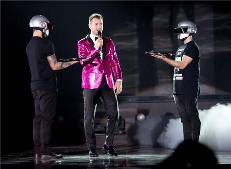 #XF9 cresce ancora, 1,2 mln su Sky Uno. Su Sky OnLine è ancora record di streaming