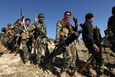 I curdi entrano a Sinjar in Iraq