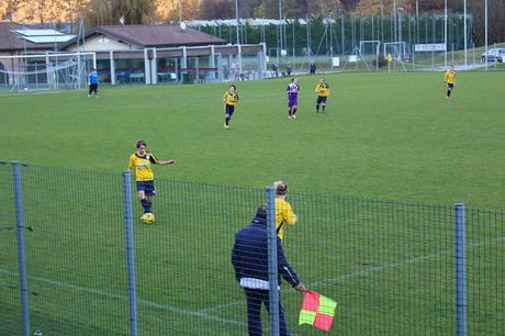 Calcio femminile, tra Alto Verbano e Gropello finisce 2-2: i gol luinesi di capitan Gippini e Zanini