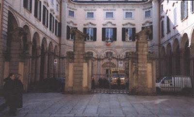 PAVIA. Da quest'anno anche i licei dovranno fare alternanza obbligatoria scuola-lavoro.