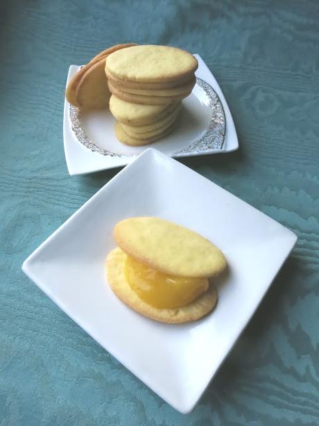 Ecco i frollini al limone con il Lemon Curd!!!