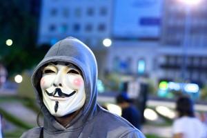 La maschera di Guy Fawkes, simbolo di Anonymous. Photo credit: blmurch / Foter.com / CC BY