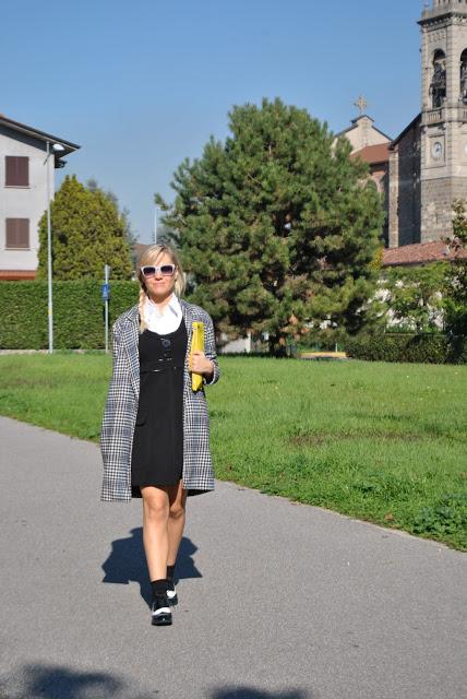 outfit cappotto oversize outfit cappotto a uovo come abbinare un cappotto oversize come abbinare un cappotto a uovo outfit novembre 2015 outfit autunnali outfit per il lavoro street style outfit cappotto tartan cappotto stampa tartan mariafelicia magno fashion blogger colorblock by felym fashion blog italiani fashion blogger italiane blogger italiane di moda fashion blogger bergamo fashion blogger milano ragazze bionde oversize coat how to wear oversize coat how to combine oversize coat egg shape coat how to wear egg shape coat how to combine egg shape coat 