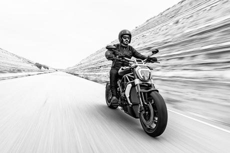 Ducati XDiavel S & XDiavel 2016