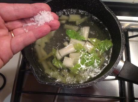 RISO VENERE CON SALMONE SU LETTO DI CREMA DI SEDANO