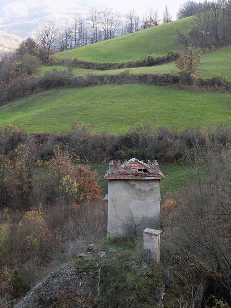 Cà d'Mestrin, Val Sisola (AL)