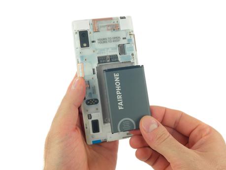 [News] iFixit smonta il Fairphone 2 il primo smartphone modulare