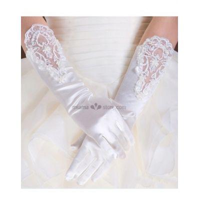 I 7 accessori per sposa d’inverno