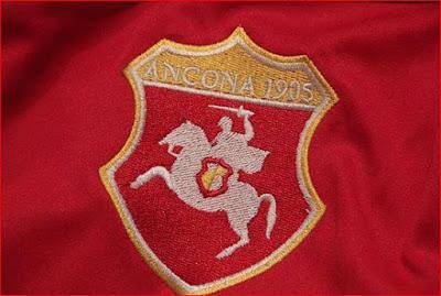 (VIDEO)“We are Ancona”: non è solo calcio. Il video dedicato alla città e ai suoi abitanti (VIDEO)“We are Ancona”: non è solo calcio. Il video dedicato alla città e ai suoi abitanti