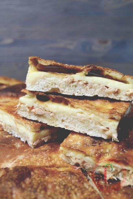 Focaccia Tonno e Scamorza del Maestro Montersino image