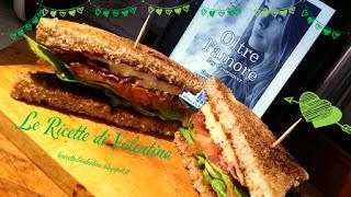 MANGIA CIO' LEGGI Sandwich bacon ispirato 