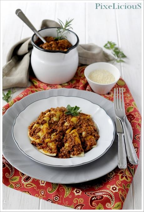 Tordelli Lucchesi “al Sugo” (con Ragù Toscano)