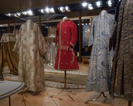 ARMORY PALACE-RUSSIAN EMPIRE'S CLOTHES