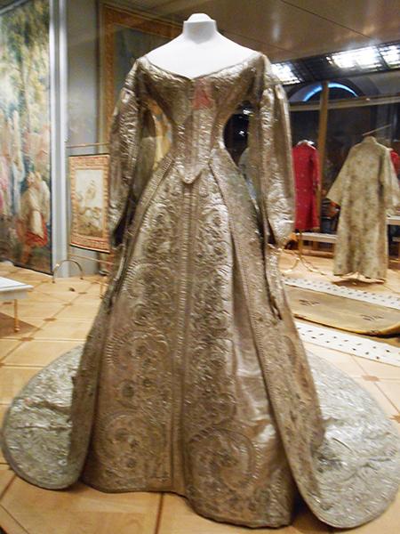 ARMORY PALACE-RUSSIAN EMPIRE'S CLOTHES